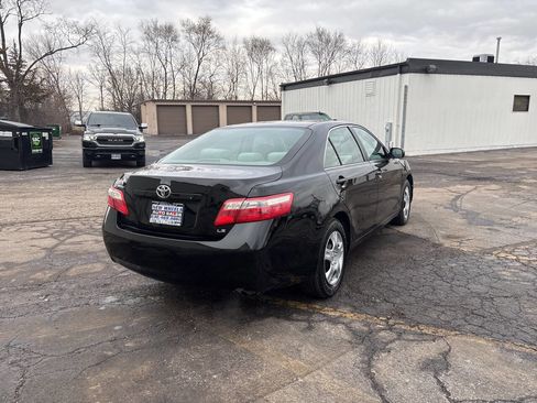 Used 2009 Toyota Camry LE image 5