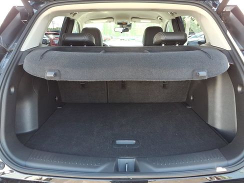 Certified 2023 Buick Encore GX Select w/ Sport Touring Package FWD image 11