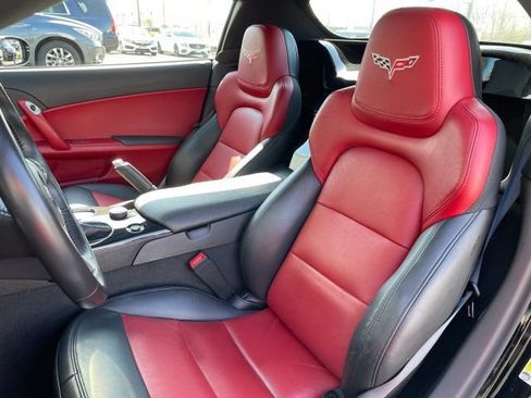 Used 2013 Chevrolet Corvette 427 w/ 1SB Preferred Equipment Group RWD image 22