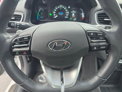 Used 2019 Hyundai Ioniq Limited image 28