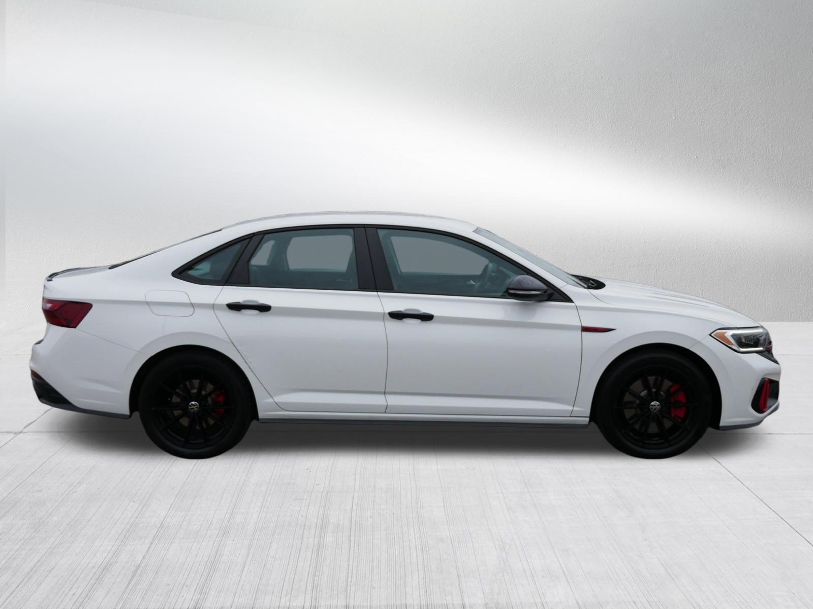 Used 2024 Volkswagen Jetta GLI 40th Anniversary Edition FWD image 8