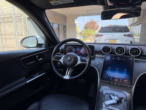 Used 2024 Mercedes-Benz C 300 Sedan image 36