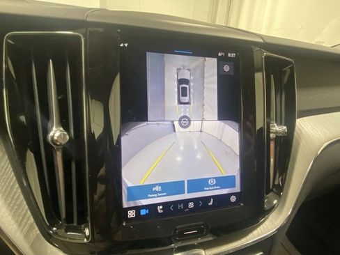 Certified 2025 Volvo XC60 B5 Plus image 26