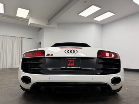 Used 2011 Audi R8 V10 AWD/4WD image 19