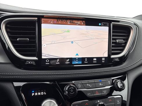 New 2026 Chrysler Pacifica Select image 25