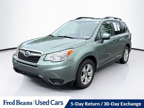 Used 2015 Subaru Forester 2.5i Premium AWD/4WD image 3
