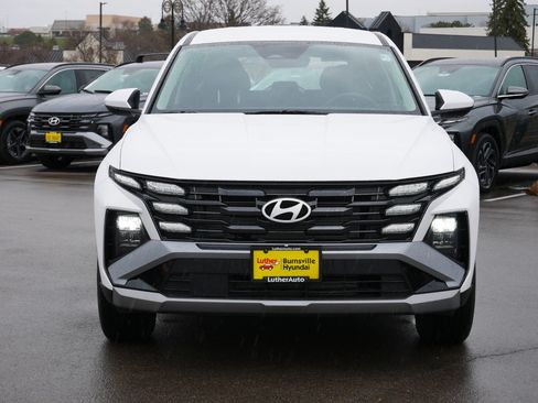 Used 2026 Hyundai Tucson SE image 2