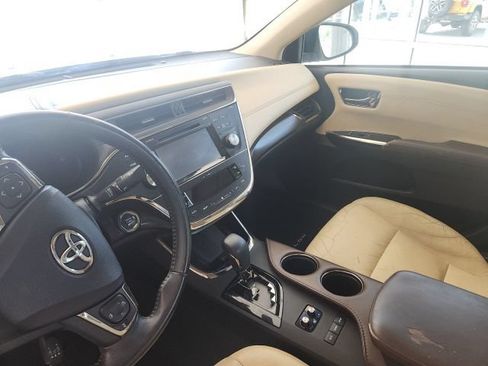 Used 2016 Toyota Avalon XLE Premium FWD image 22