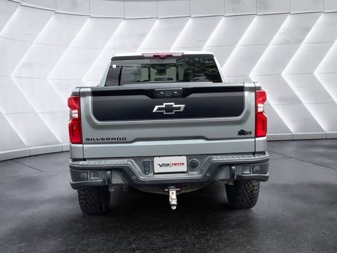 Used 2024 Chevrolet Silverado 1500 ZR2 w/ ZR2 Bison Edition AWD/4WD image 5