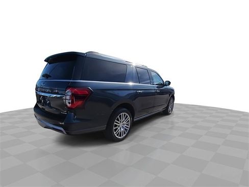 Used 2022 Ford Expedition Max Limited image 8
