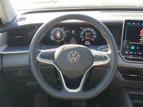 Certified 2025 Volkswagen Tiguan S image 26
