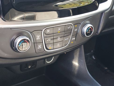 Used 2019 Chevrolet Traverse LS image 26