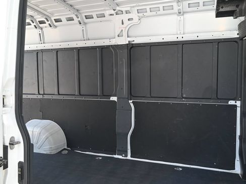 Used 2025 RAM ProMaster 3500 w/ Convenience Group FWD image 11