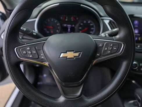Used 2024 Chevrolet Malibu LT image 15
