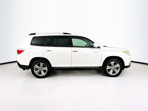Used 2013 Toyota Highlander Limited image 10