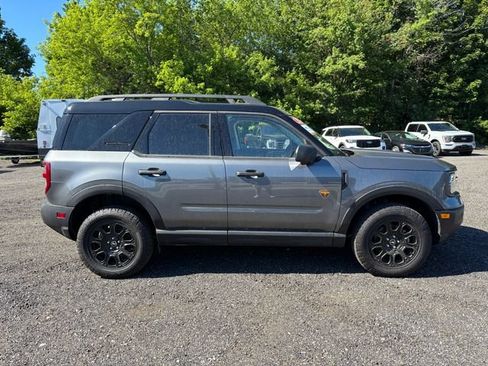 Used 2025 Ford Bronco Sport Badlands AWD/4WD image 6