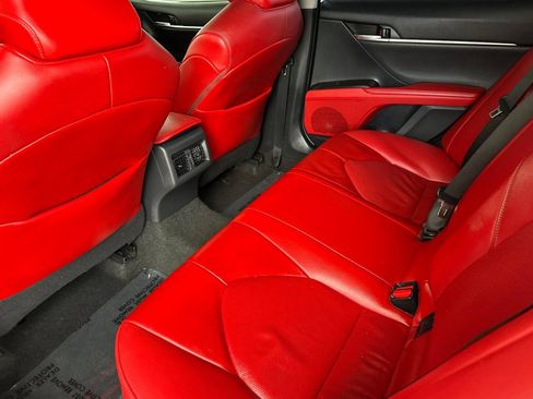 Used 2021 Toyota Camry XSE w/ Carpet Mat Package (TMS) FWD image 14