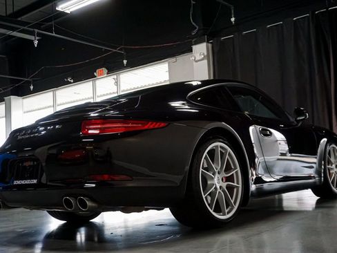 Used 2012 Porsche 911 Carrera S image 6