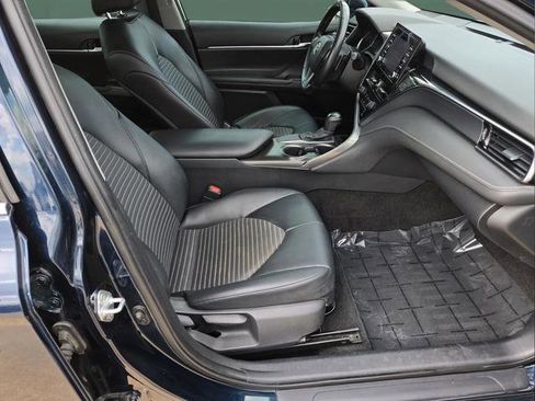 Used 2021 Toyota Camry SE w/ Convenience Package image 27