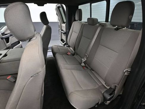 Used 2019 Ford F150 XLT w/ Equipment Group 302A Luxury AWD/4WD image 34