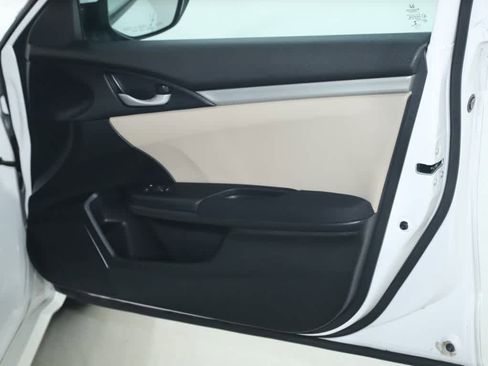 Used 2019 Honda Civic LX image 25
