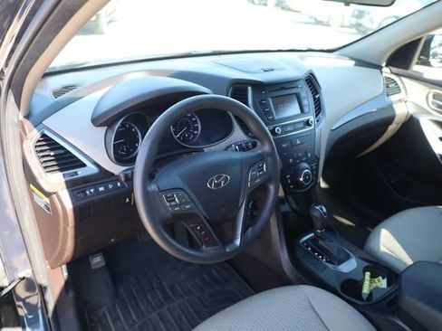 Used 2018 Hyundai Santa Fe Sport image 9