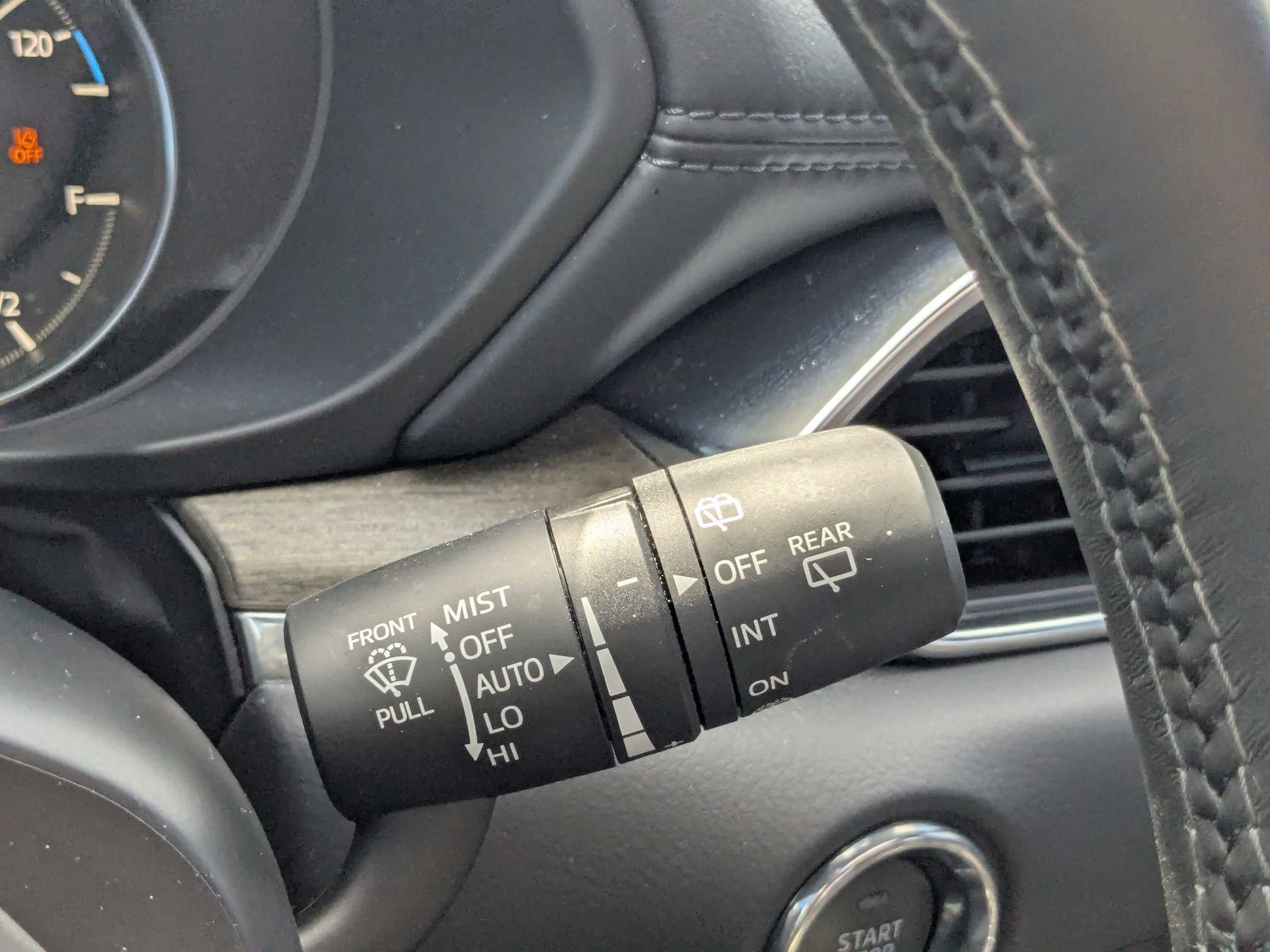 Used 2025 MAZDA CX-5 Signature AWD/4WD image 29