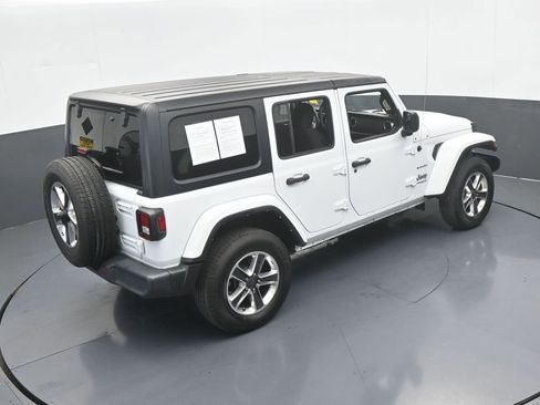 Used 2022 Jeep Wrangler Unlimited Sahara image 53