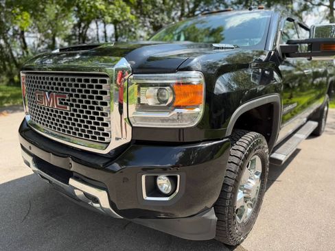 Used 2017 GMC Sierra 3500 Denali w/ Duramax Plus Package AWD/4WD image 60