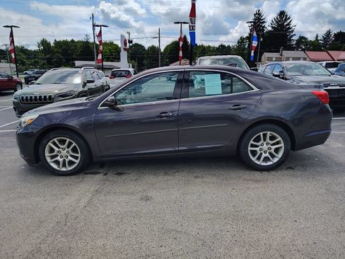 Used 2015 Chevrolet Malibu LT w/ Power Convenience Package FWD image 8