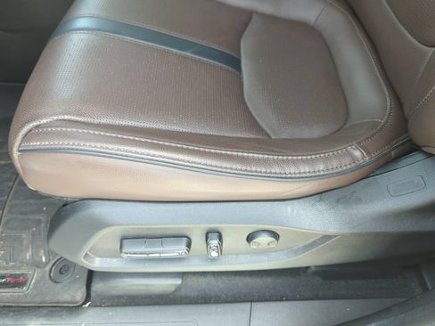 Used 2024 Honda Pilot Elite image 37