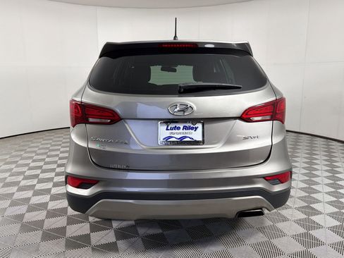 Used 2018 Hyundai Santa Fe Sport FWD image 10