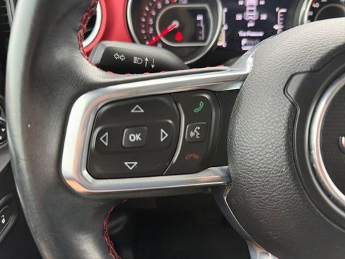 Used 2022 Jeep Wrangler Unlimited Rubicon AWD/4WD image 24