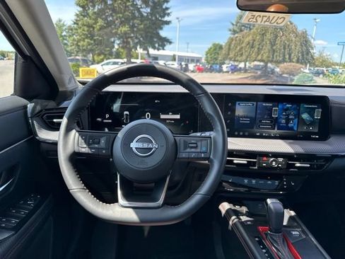 Used 2026 Nissan Kicks SR w/ SR Premium Package AWD/4WD image 18