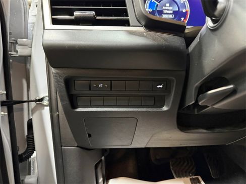 Used 2023 Mitsubishi Outlander Ralliart image 27