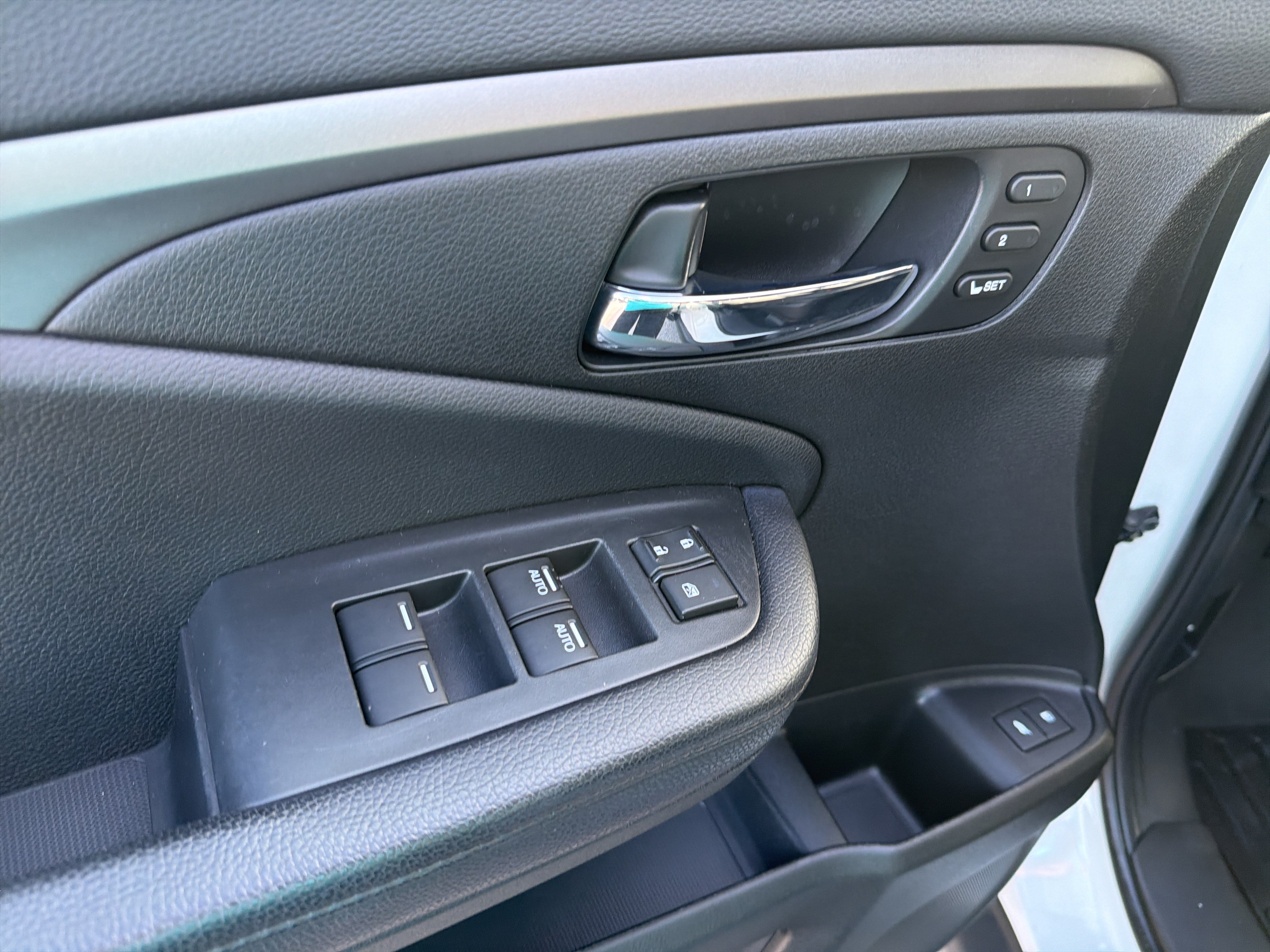 Used 2022 Honda Pilot Special Edition image 11