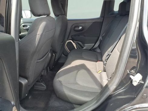 Used 2017 Jeep Renegade Latitude AWD/4WD image 20