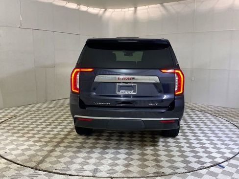 Certified 2023 GMC Yukon SLT w/ SLT Premium Package AWD/4WD image 18