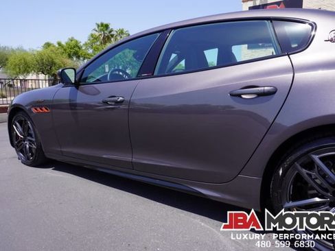 Used 2021 Maserati Quattroporte Trofeo image 29