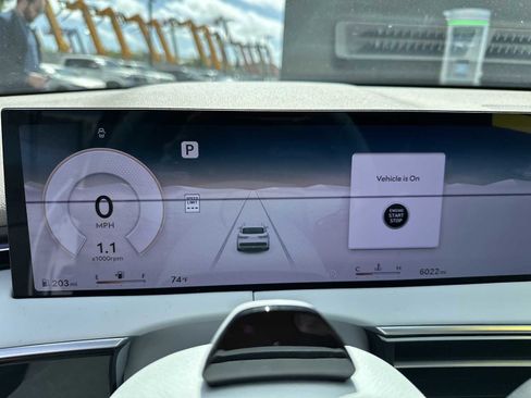 New 2026 Genesis GV70 2.5T Advanced image 16