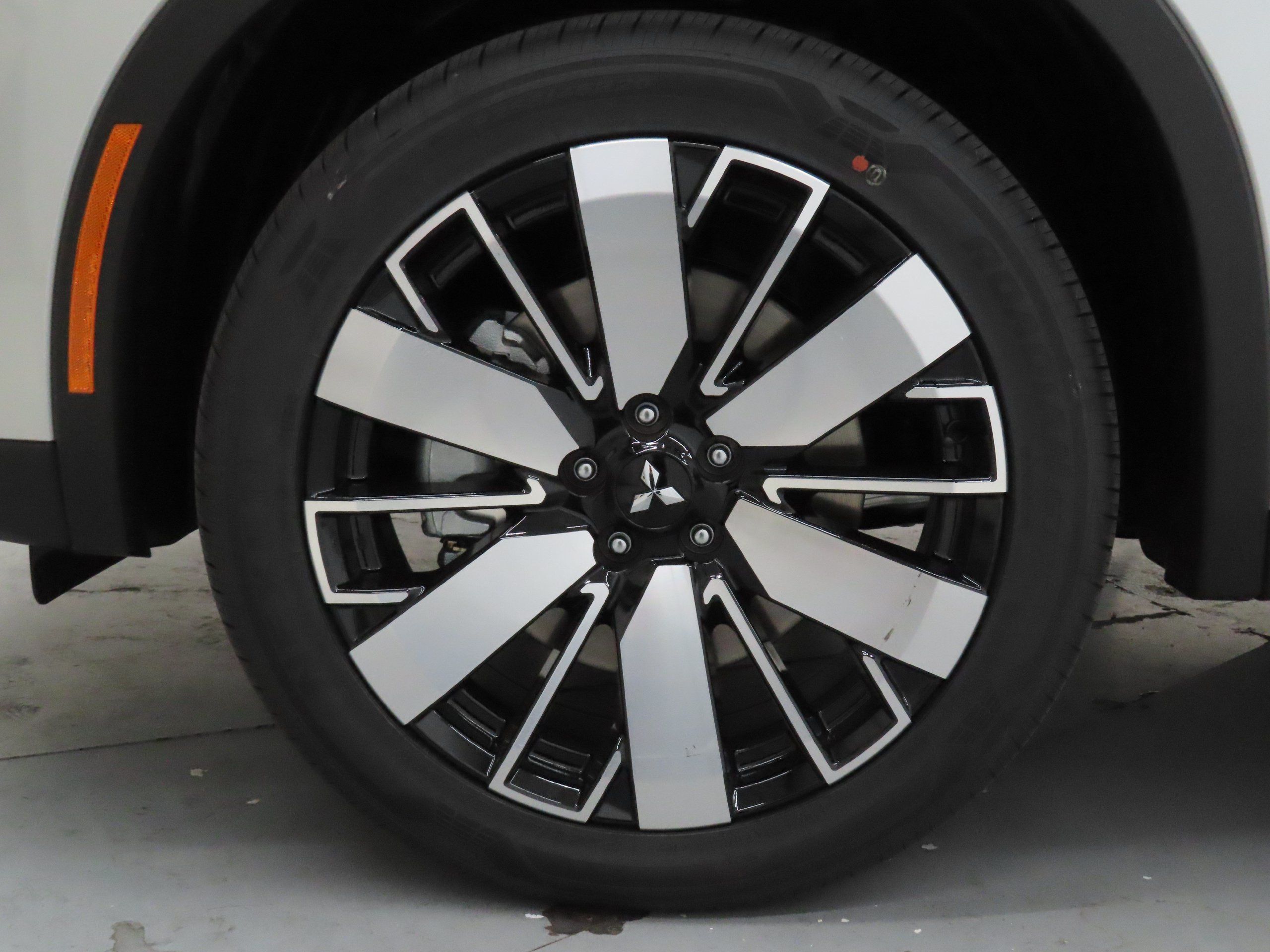 New 2026 Mitsubishi Outlander SE AWD/4WD image 24