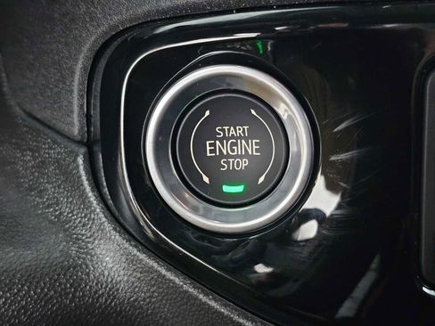 New 2026 GMC Sierra 1500 Elevation image 32