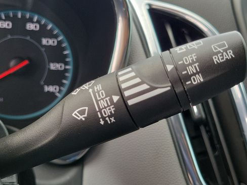 Used 2023 Chevrolet Equinox LS FWD image 29
