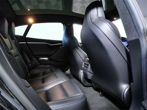 Used 2018 Tesla Model S P100D image 13