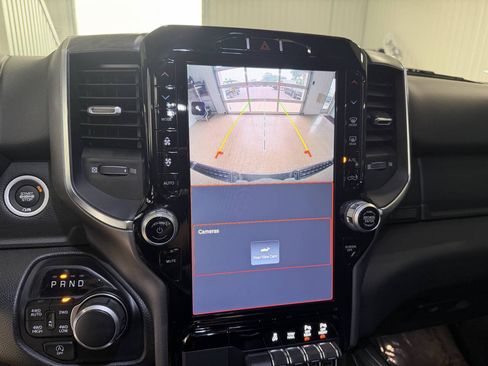 Used 2024 RAM 1500 Big Horn AWD/4WD image 14