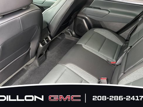 New 2026 GMC Terrain AT4 AWD/4WD image 12