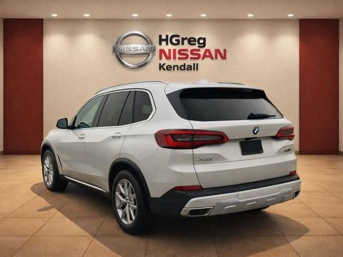Used 2020 BMW X5 xDrive40i w/ Convenience Package AWD/4WD image 2