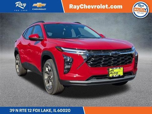 New 2026 Chevrolet Trax LT w/ Driver Confidence Package image 1