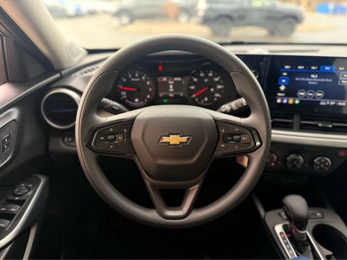 New 2026 Chevrolet Trax LS w/ LS Convenience Package image 16