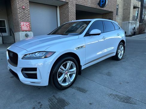 Used 2017 Jaguar F-PACE R-Sport AWD/4WD image 2